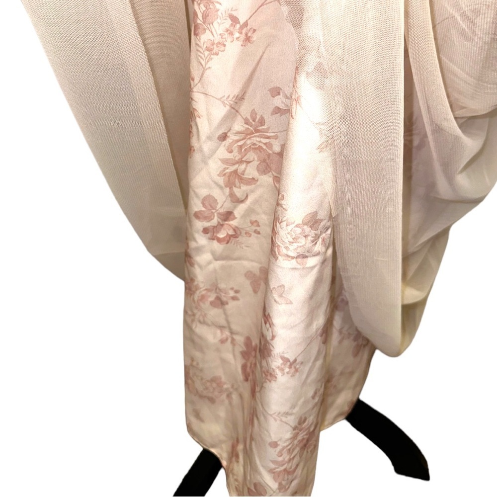 Ivy City Co Blush Pink Floral Tulle Maxi Dress - Picture 14 of 16